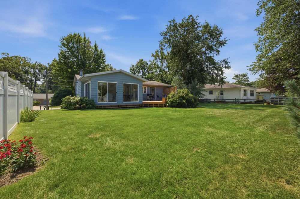 1326 W Water Street New Buffalo City, MI 49117