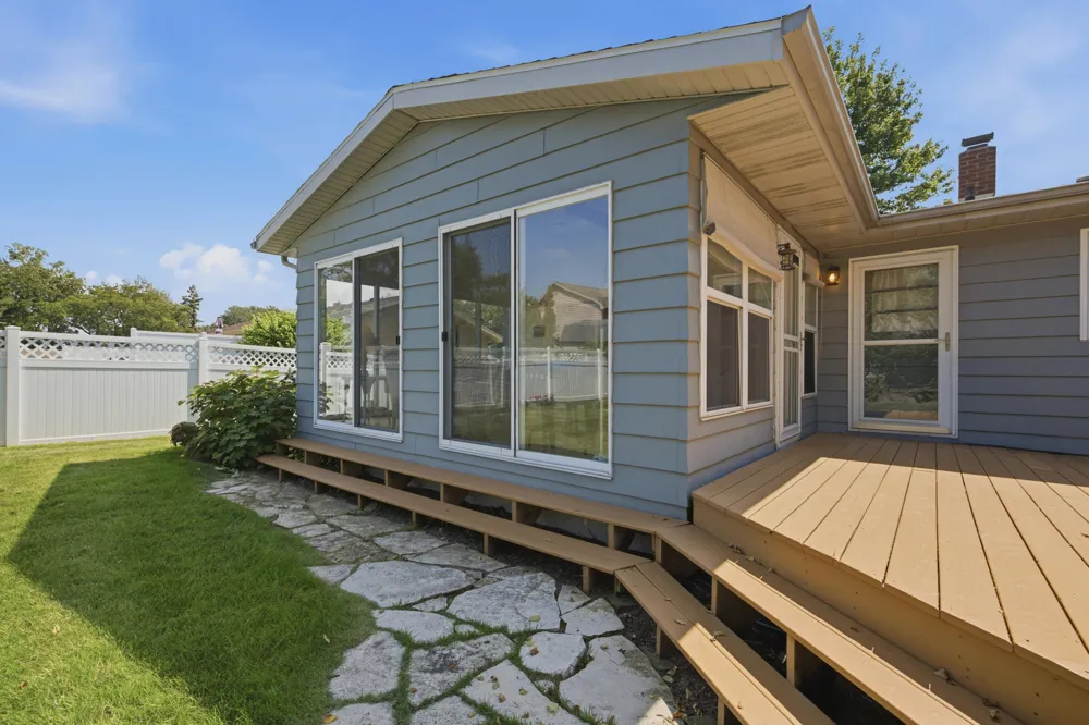 1326 W Water Street New Buffalo City, MI 49117