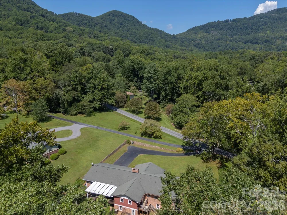 15 Meadowlark Drive Tryon, NC 28782