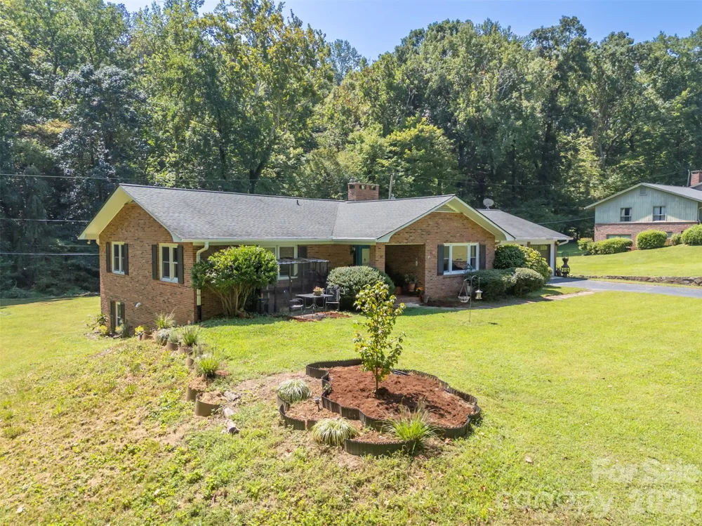15 Meadowlark Drive Tryon, NC 28782