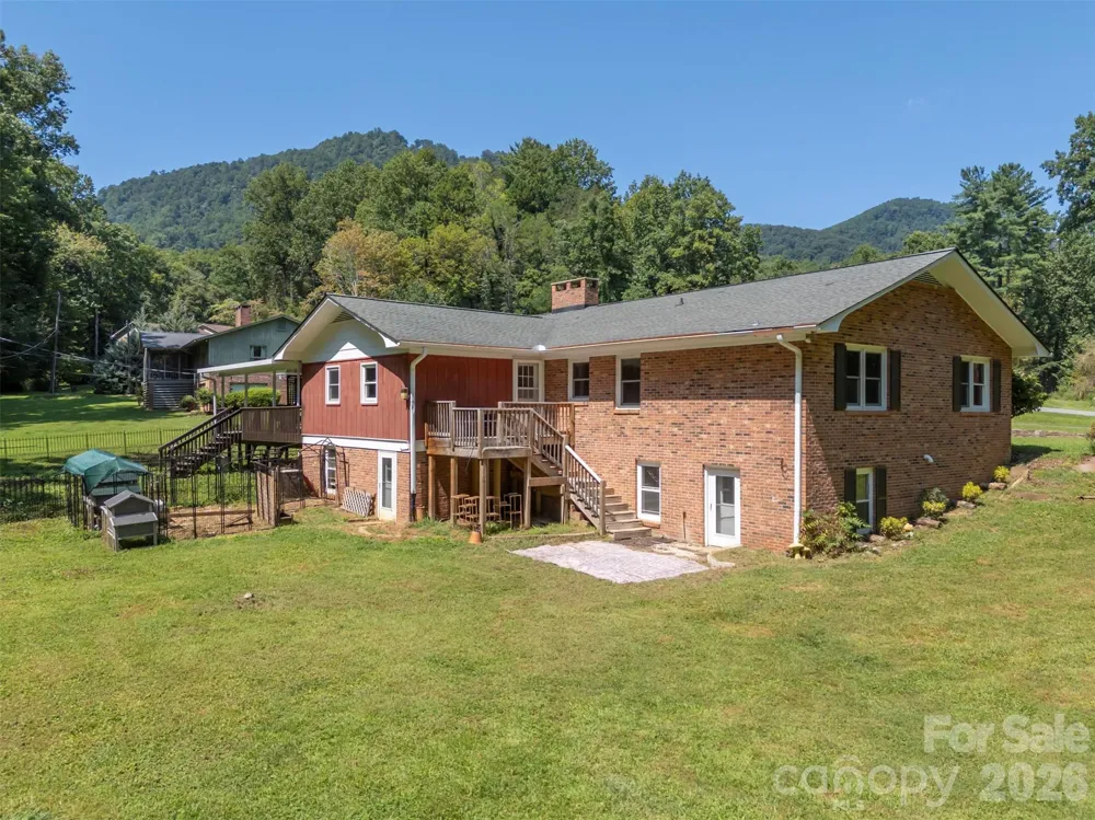 15 Meadowlark Drive Tryon, NC 28782