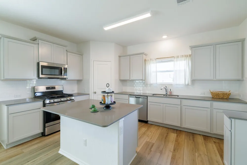8015 Purple Aster Pass Lago Vista, TX 78645