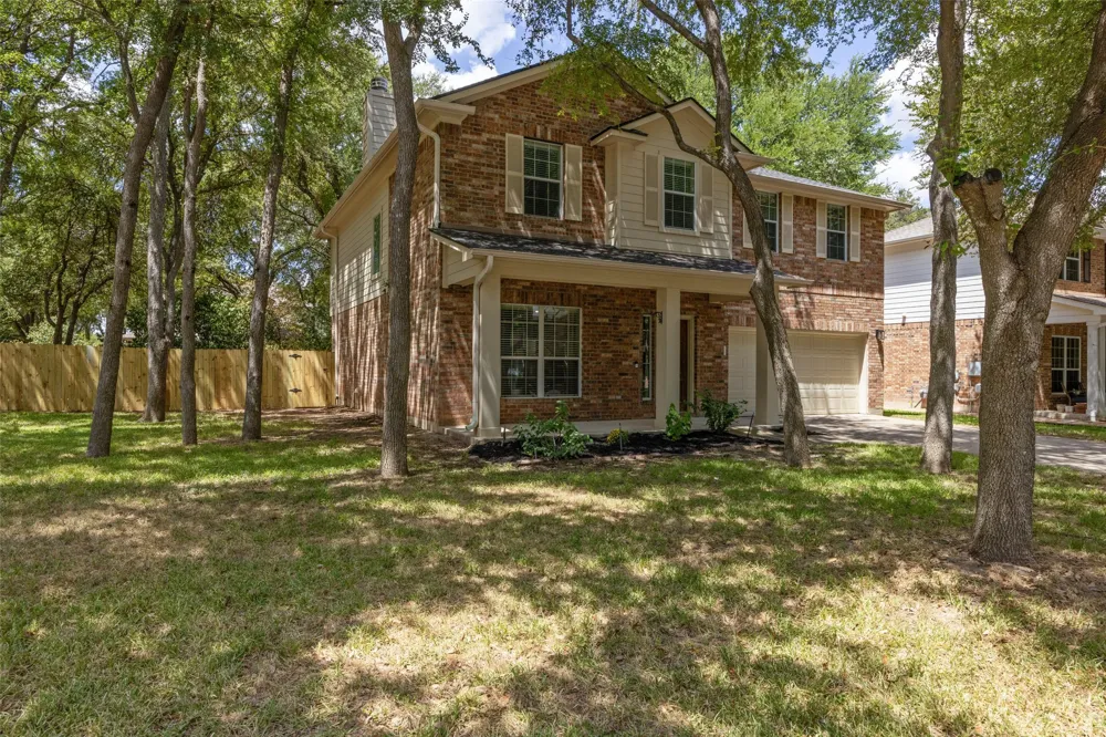 1926 Creek Crest Way Round Rock, TX 78664