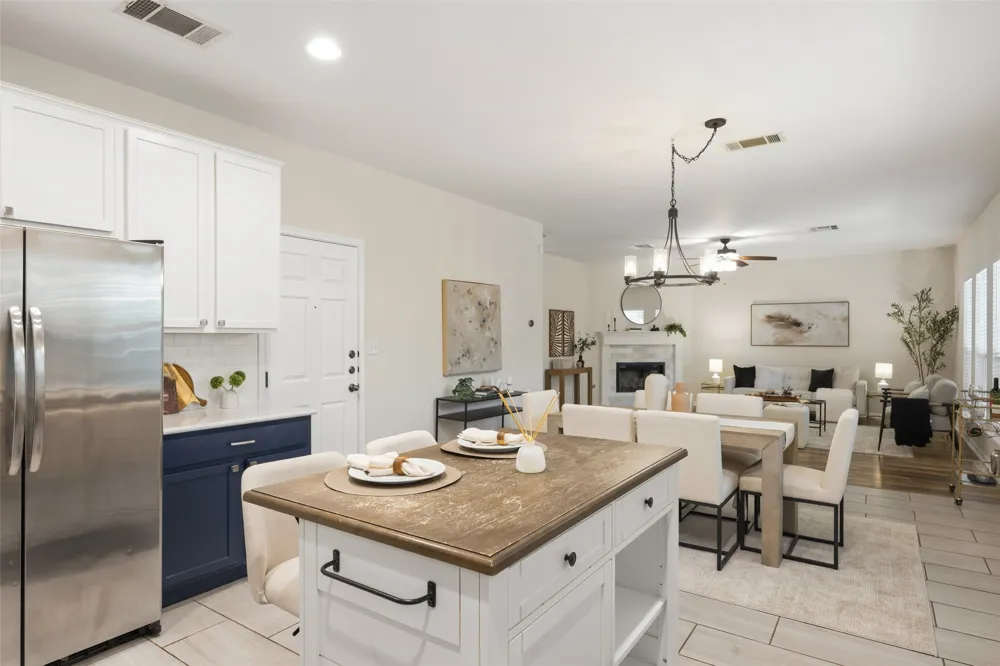 1926 Creek Crest Way Round Rock, TX 78664