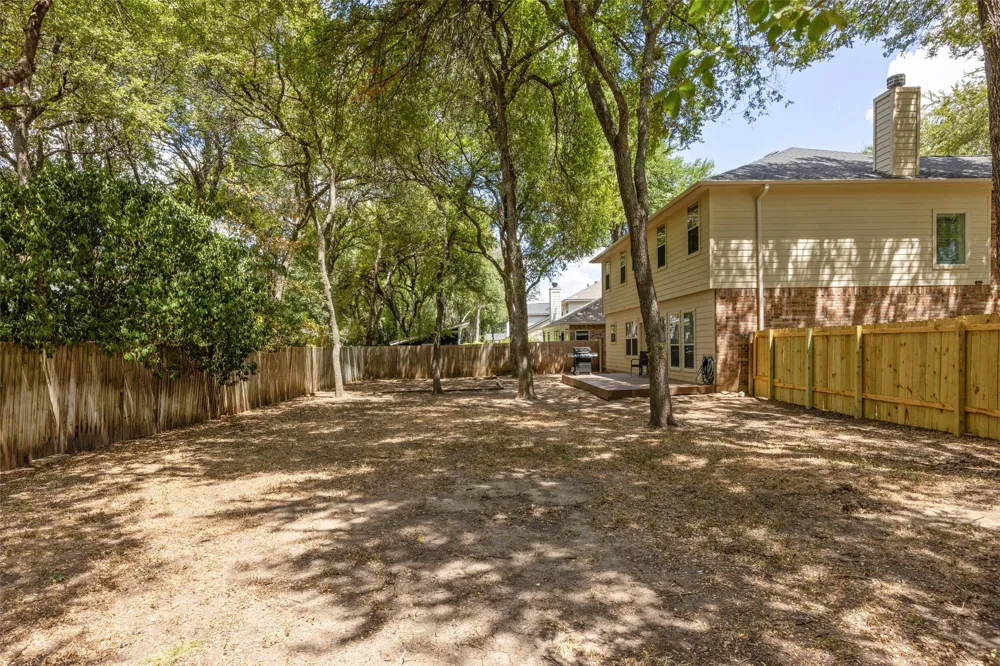 1926 Creek Crest Way Round Rock, TX 78664