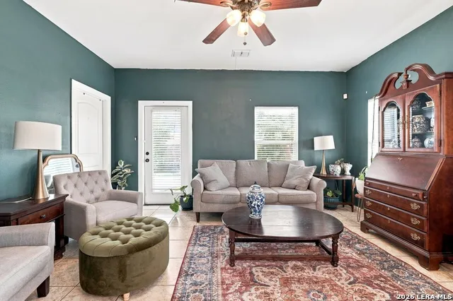 6738 UTOPIA HTS San Antonio, TX 78223