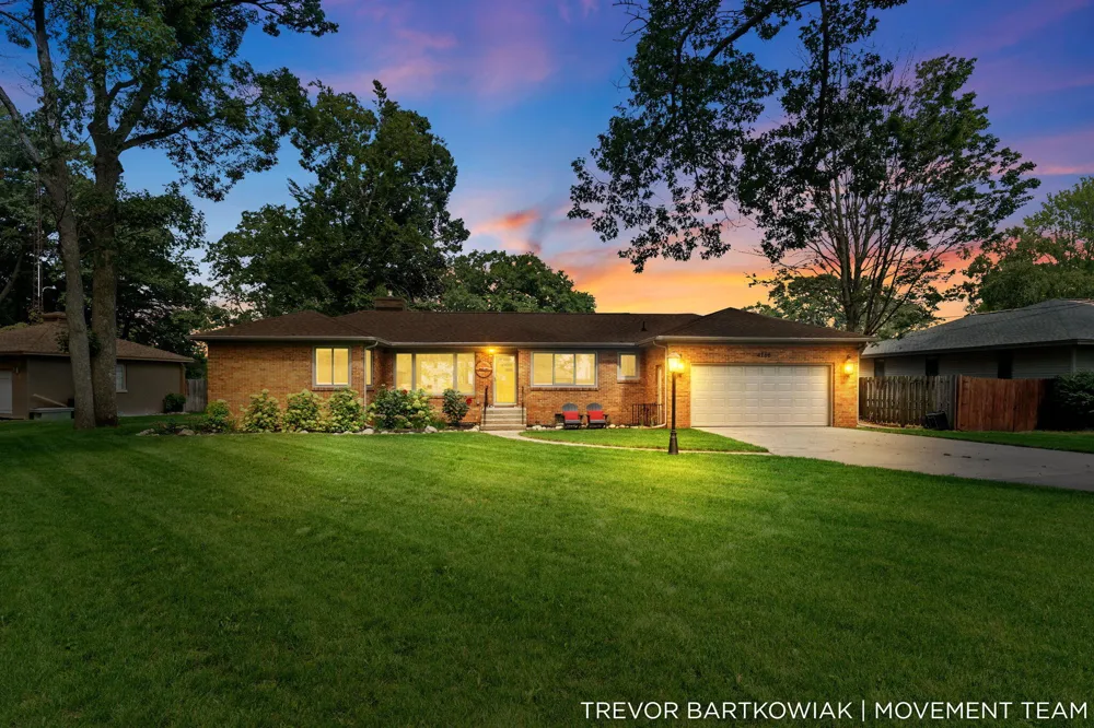 4166 Highgate Road Norton Shores, MI 49441