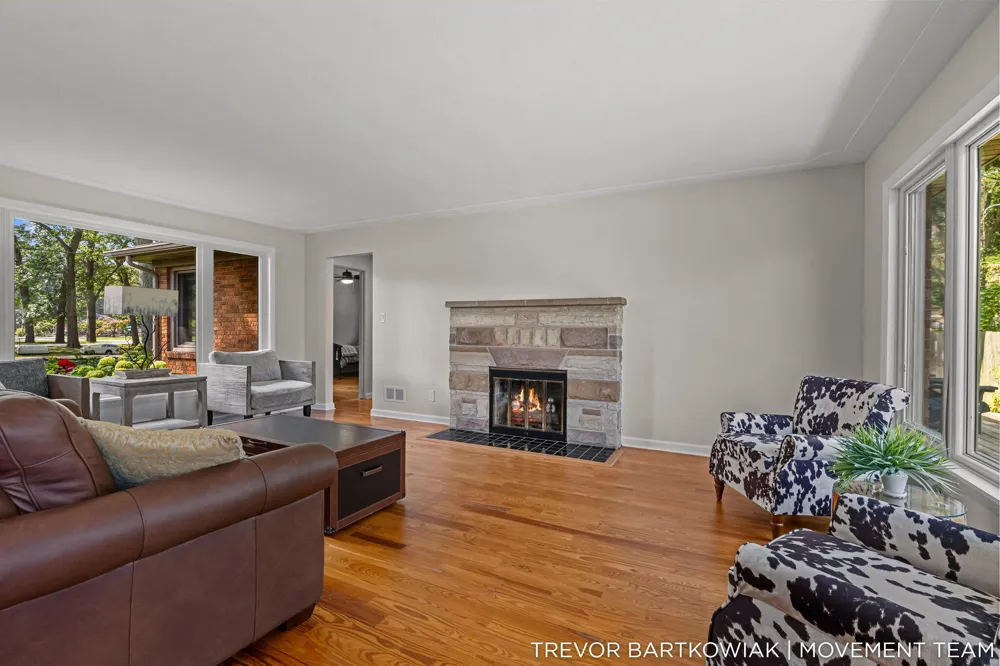 4166 Highgate Road Norton Shores, MI 49441