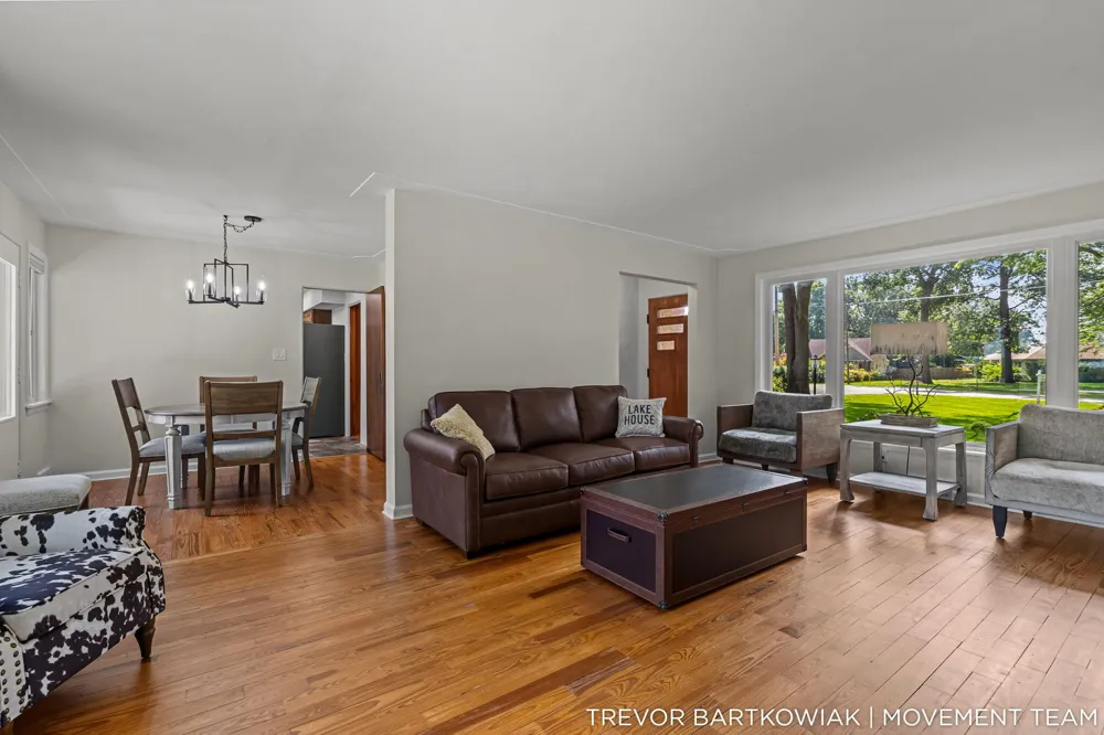 4166 Highgate Road Norton Shores, MI 49441