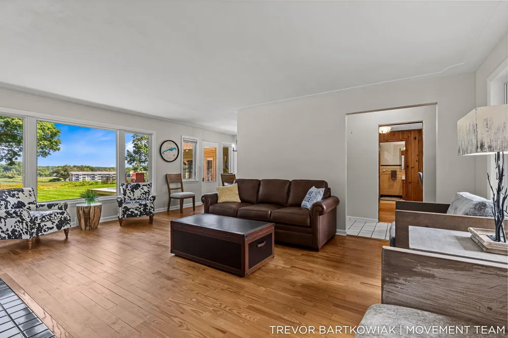 4166 Highgate Road Norton Shores, MI 49441
