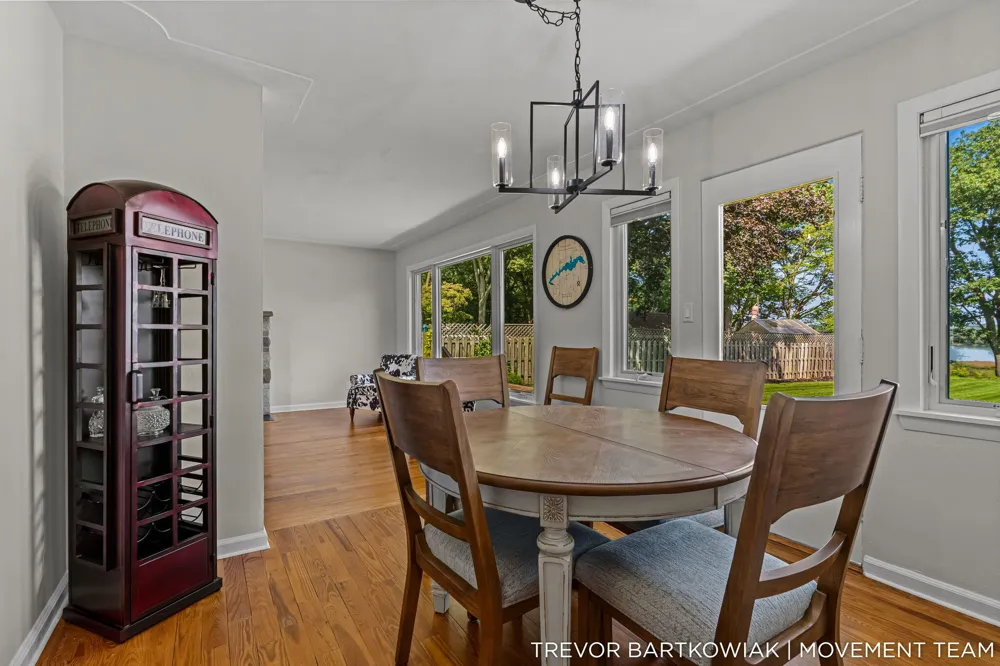 4166 Highgate Road Norton Shores, MI 49441