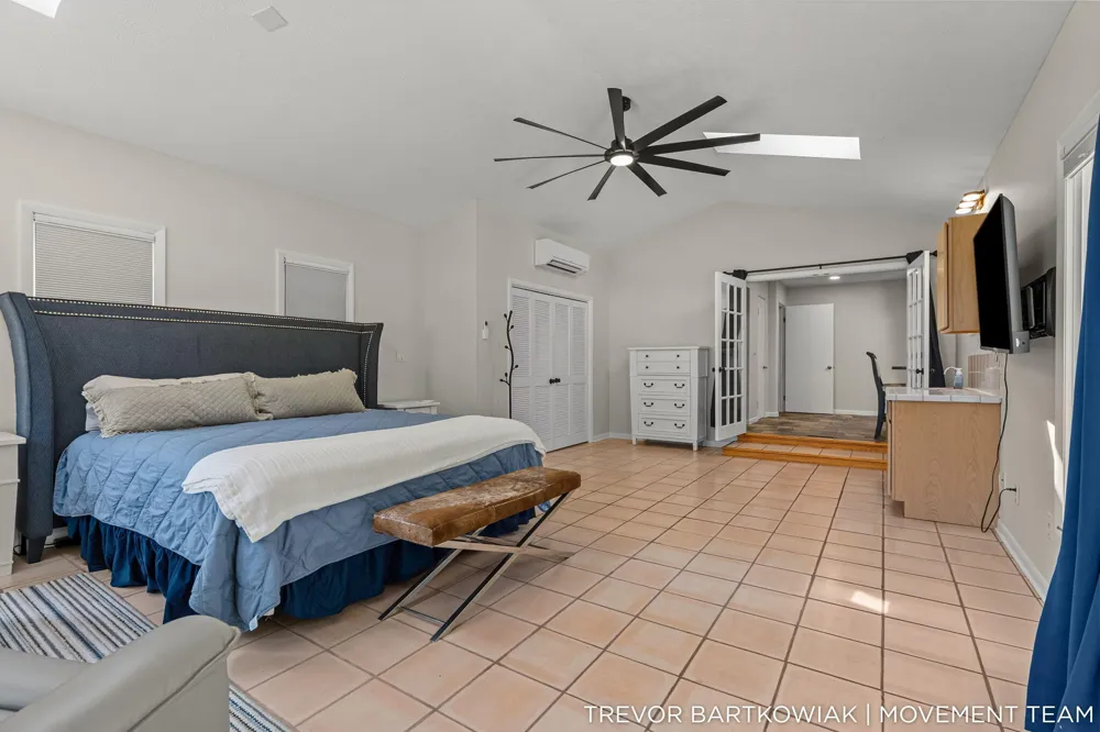 4166 Highgate Road Norton Shores, MI 49441