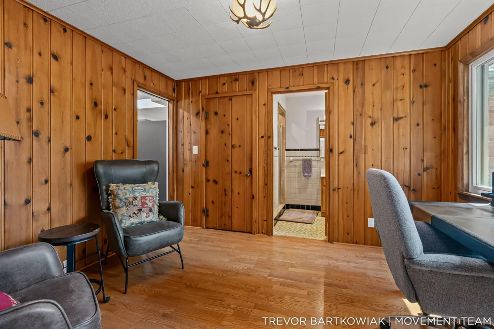 4166 Highgate Road Norton Shores, MI 49441