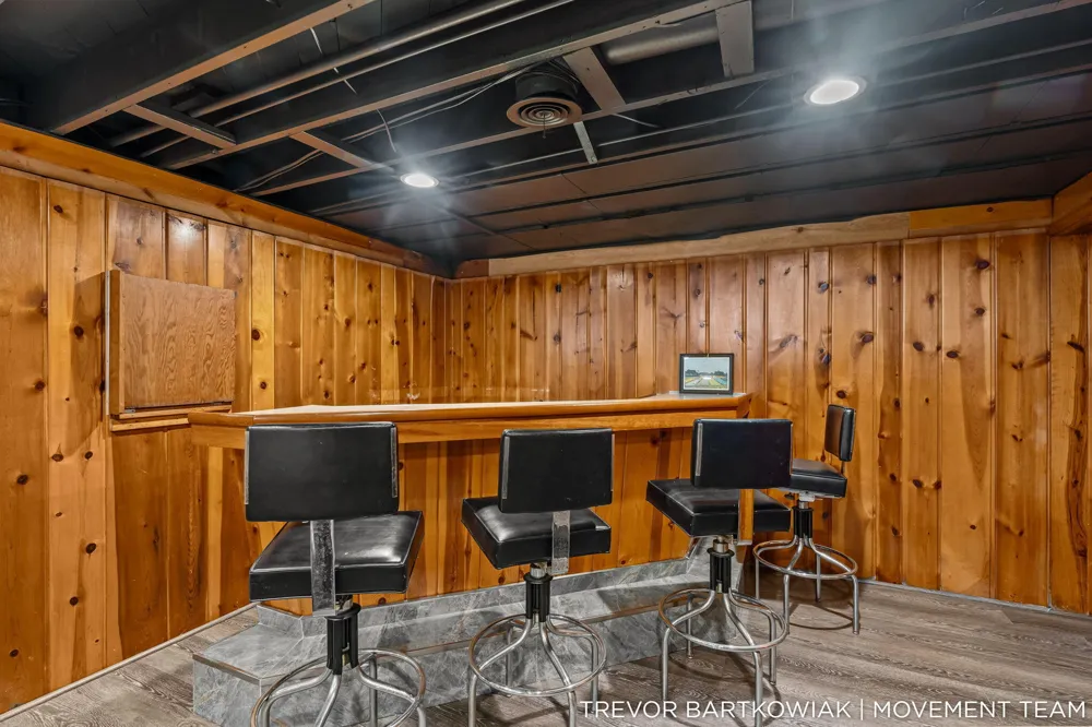 4166 Highgate Road Norton Shores, MI 49441