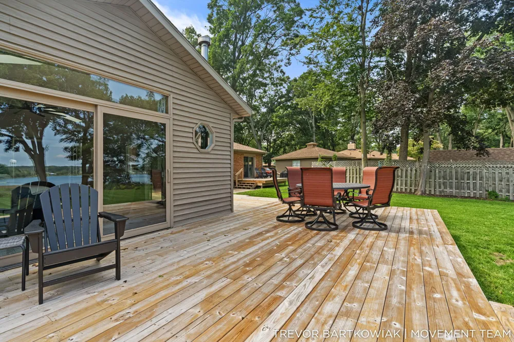 4166 Highgate Road Norton Shores, MI 49441