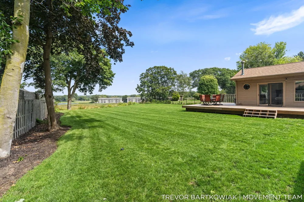4166 Highgate Road Norton Shores, MI 49441