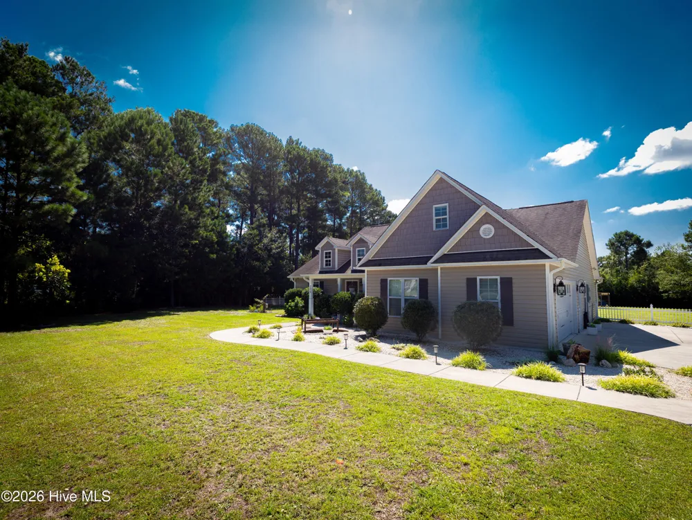 206 Old Folkstone Road Holly Ridge, NC 28445