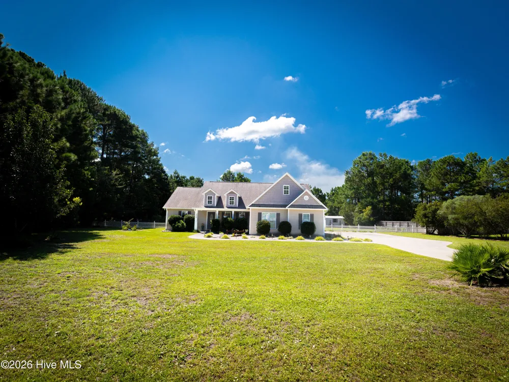206 Old Folkstone Road Holly Ridge, NC 28445