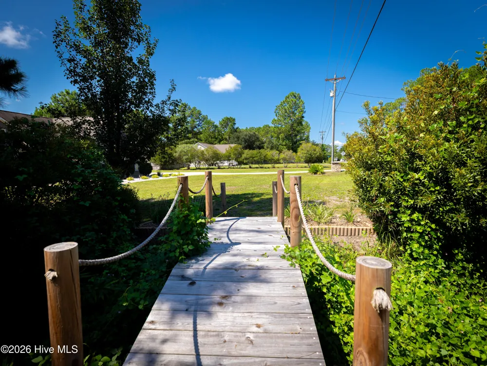 206 Old Folkstone Road Holly Ridge, NC 28445