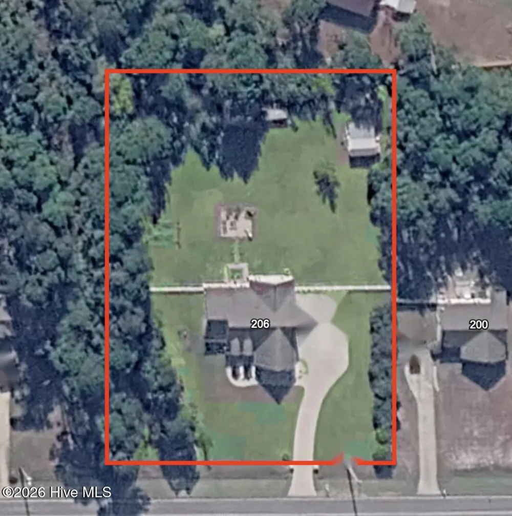 206 Old Folkstone Road Holly Ridge, NC 28445