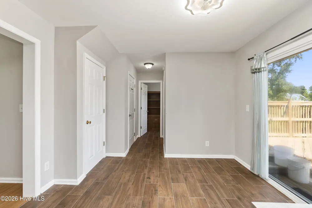 105 Excalibur Court Elizabeth City, NC 27909