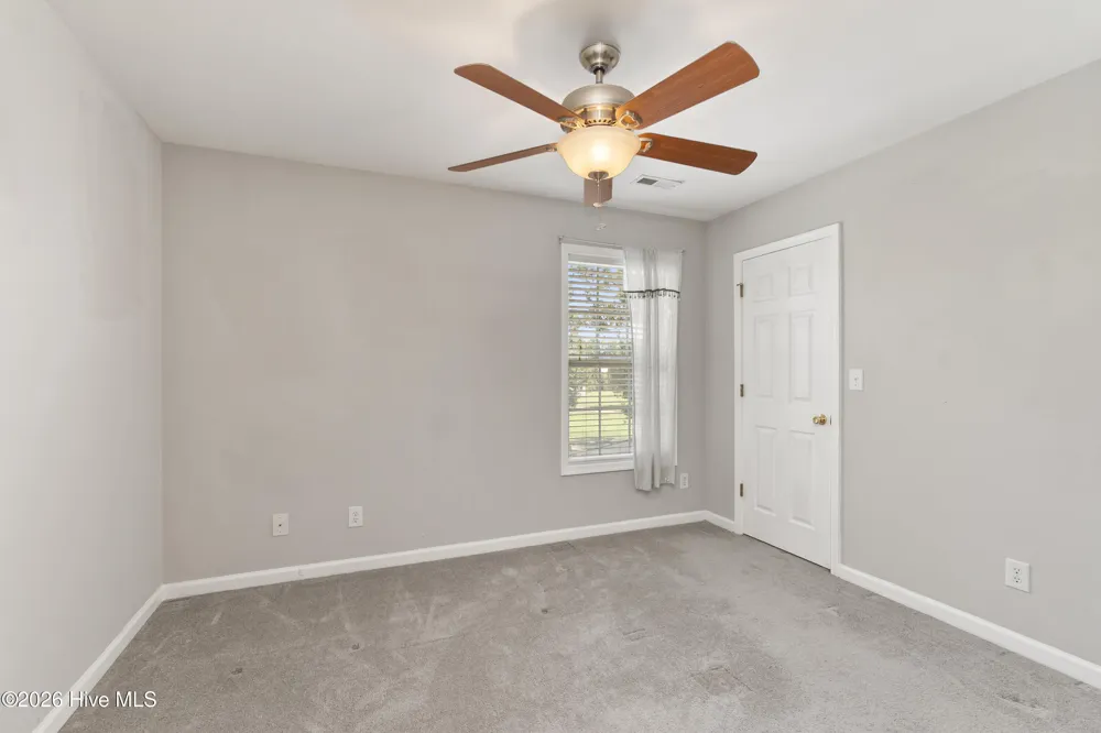 105 Excalibur Court Elizabeth City, NC 27909
