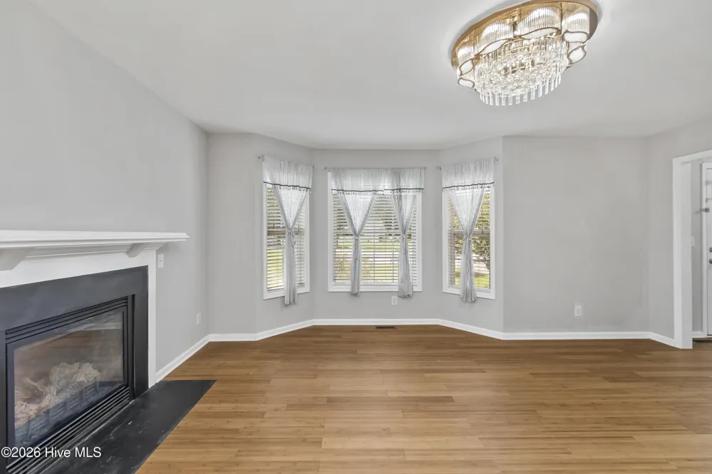105 Excalibur Court Elizabeth City, NC 27909