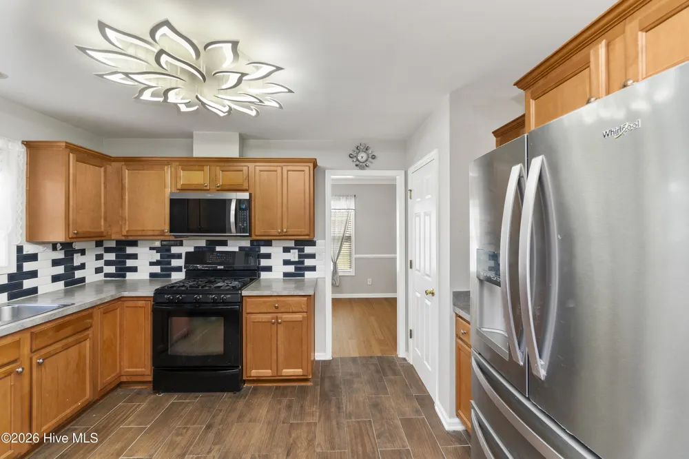 105 Excalibur Court Elizabeth City, NC 27909