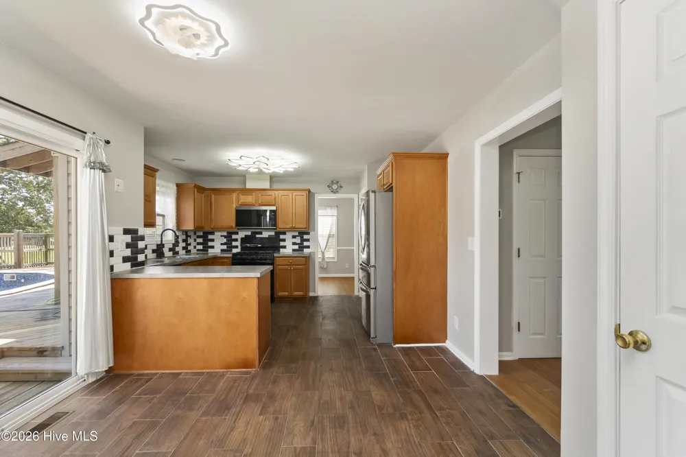 105 Excalibur Court Elizabeth City, NC 27909
