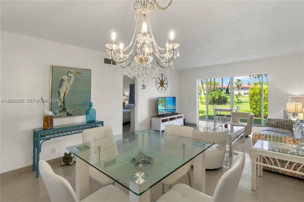 3 Abbey Ln #101 Delray Beach, FL 33446