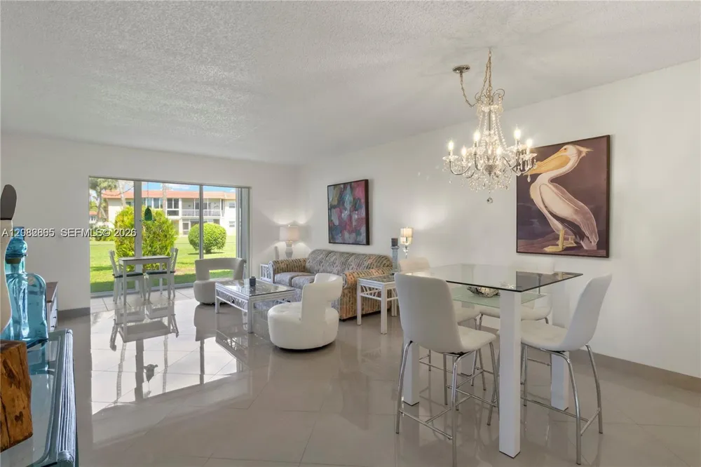 3 Abbey Ln #101 Delray Beach, FL 33446