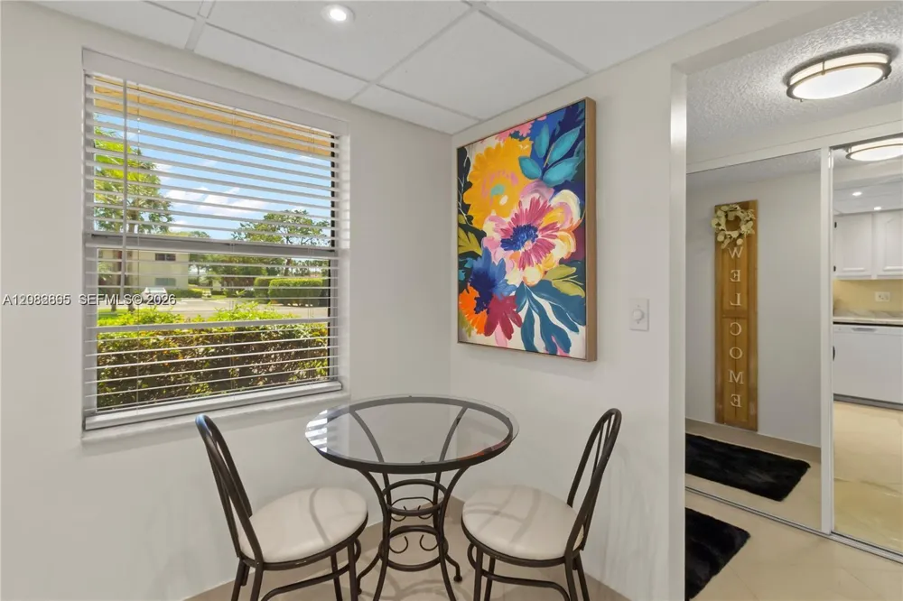 3 Abbey Ln #101 Delray Beach, FL 33446