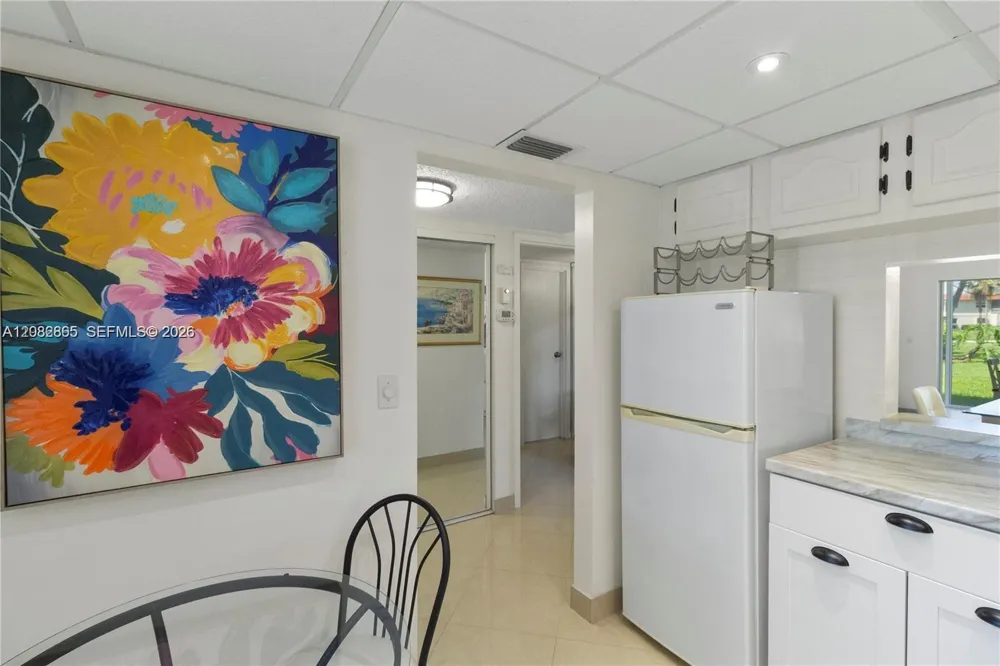 3 Abbey Ln #101 Delray Beach, FL 33446