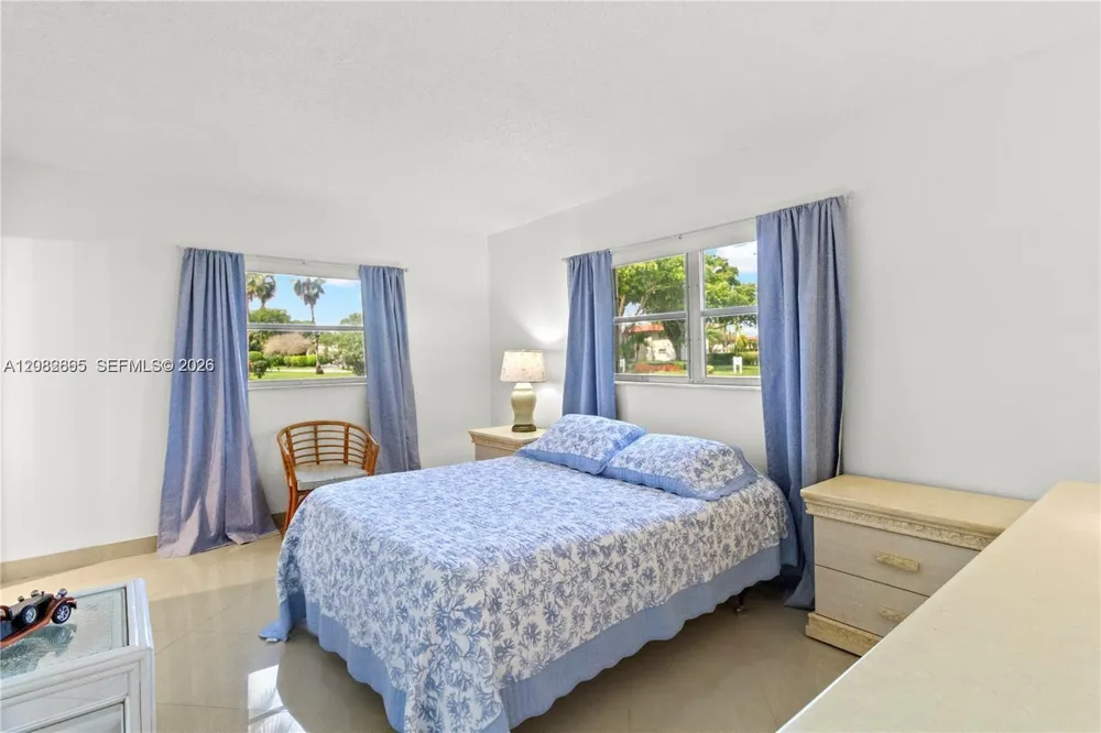 3 Abbey Ln #101 Delray Beach, FL 33446