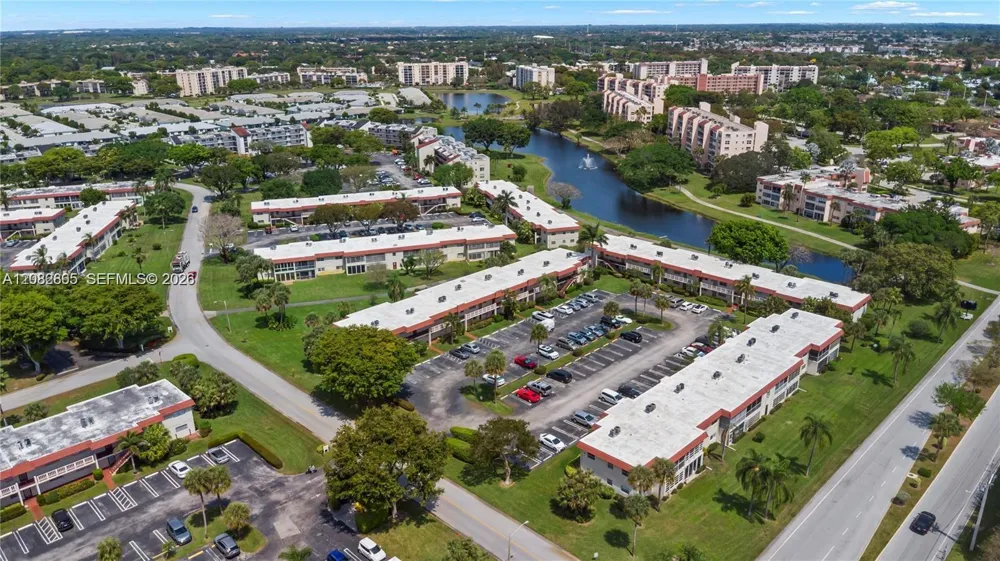 3 Abbey Ln #101 Delray Beach, FL 33446