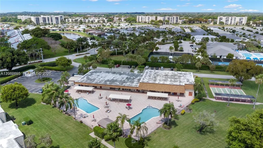 3 Abbey Ln #101 Delray Beach, FL 33446