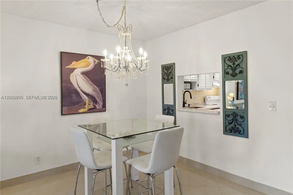 3 Abbey Ln #101 Delray Beach, FL 33446