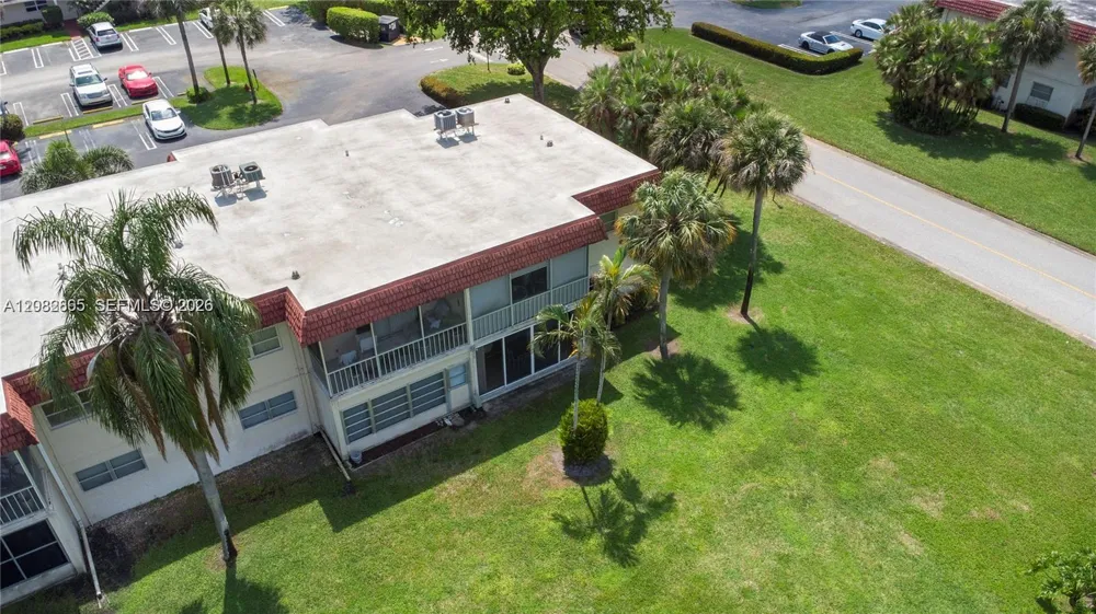 3 Abbey Ln #101 Delray Beach, FL 33446