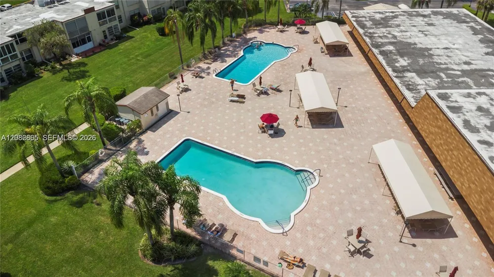 3 Abbey Ln #101 Delray Beach, FL 33446