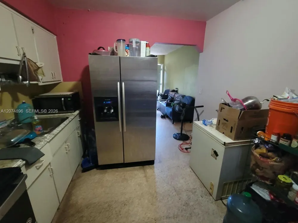 1120 NE 111th St Miami, FL 33161