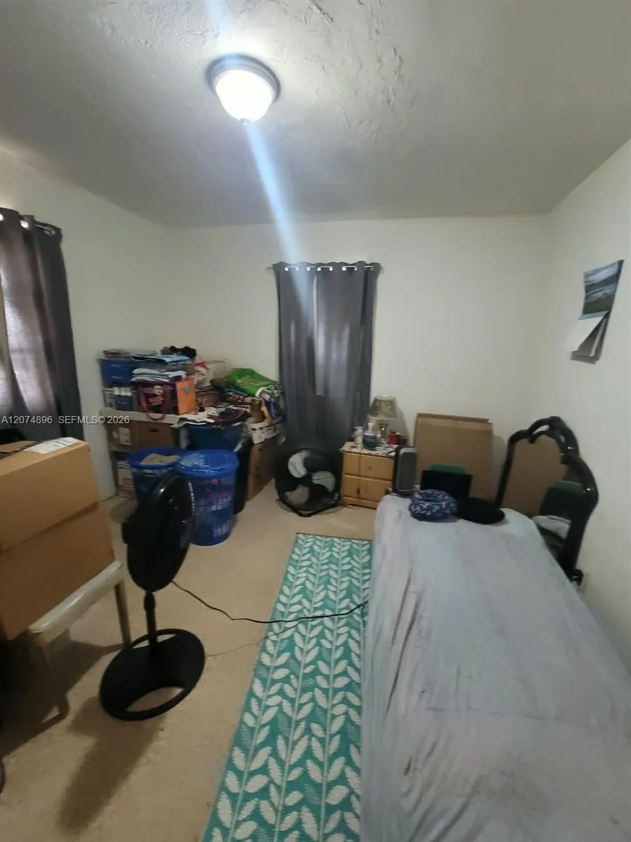 1120 NE 111th St Miami, FL 33161