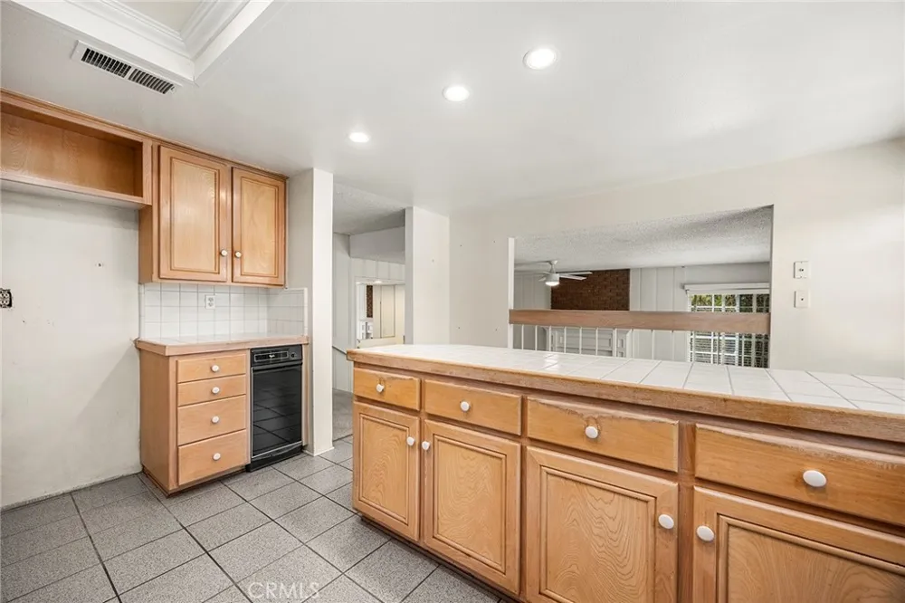 21551 Sitio Verano Lake Forest, CA 92630