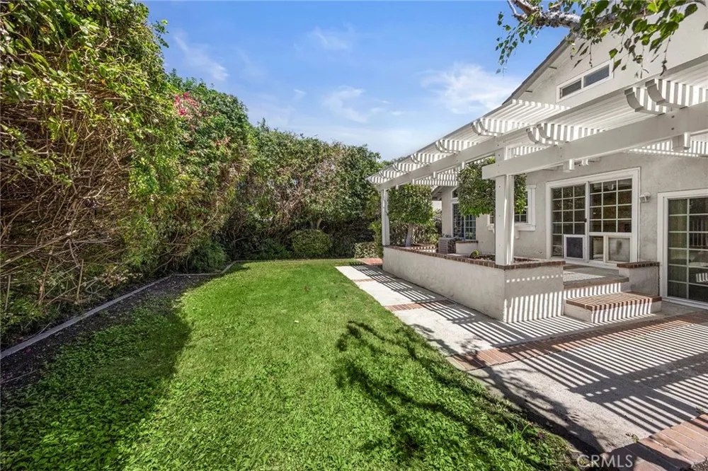 21551 Sitio Verano Lake Forest, CA 92630