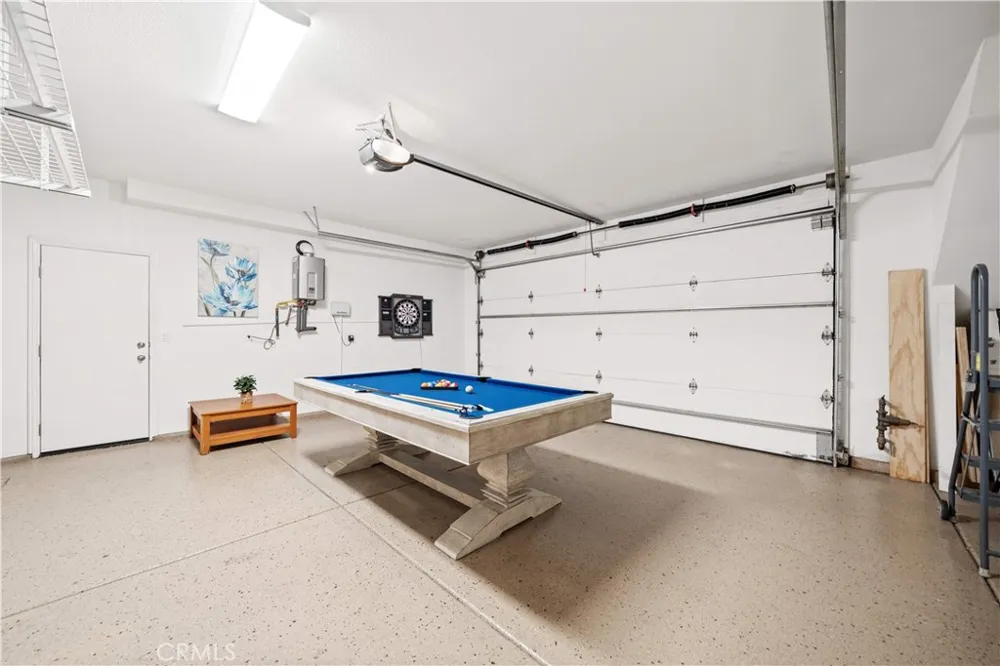 21 Fanpalm Irvine, CA 92620