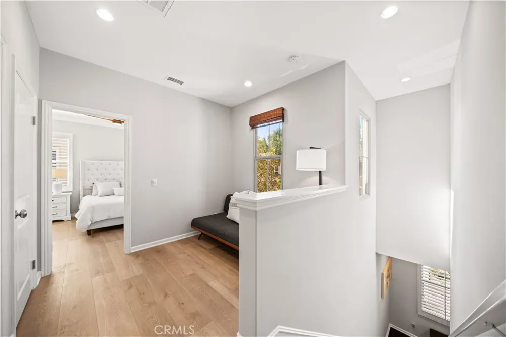 21 Fanpalm Irvine, CA 92620