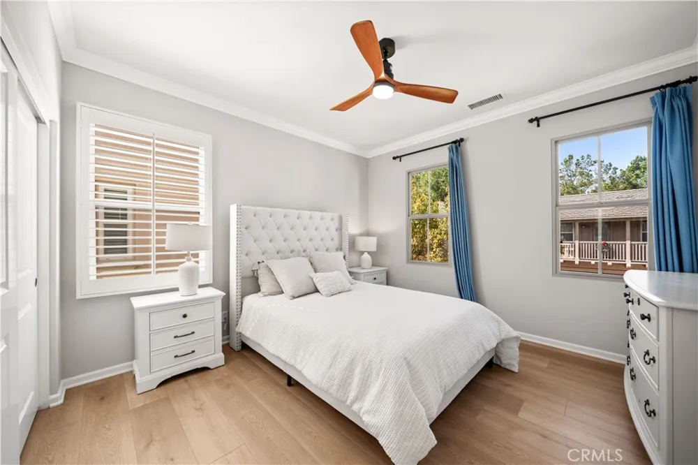 21 Fanpalm Irvine, CA 92620