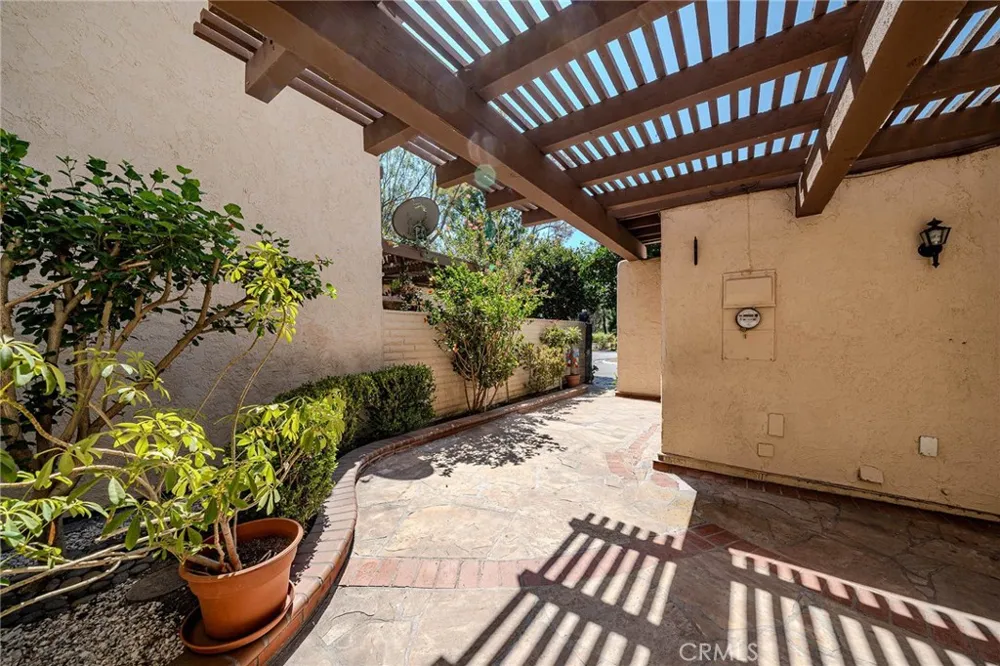 304 S Vista Del Canon Anaheim, CA 92807