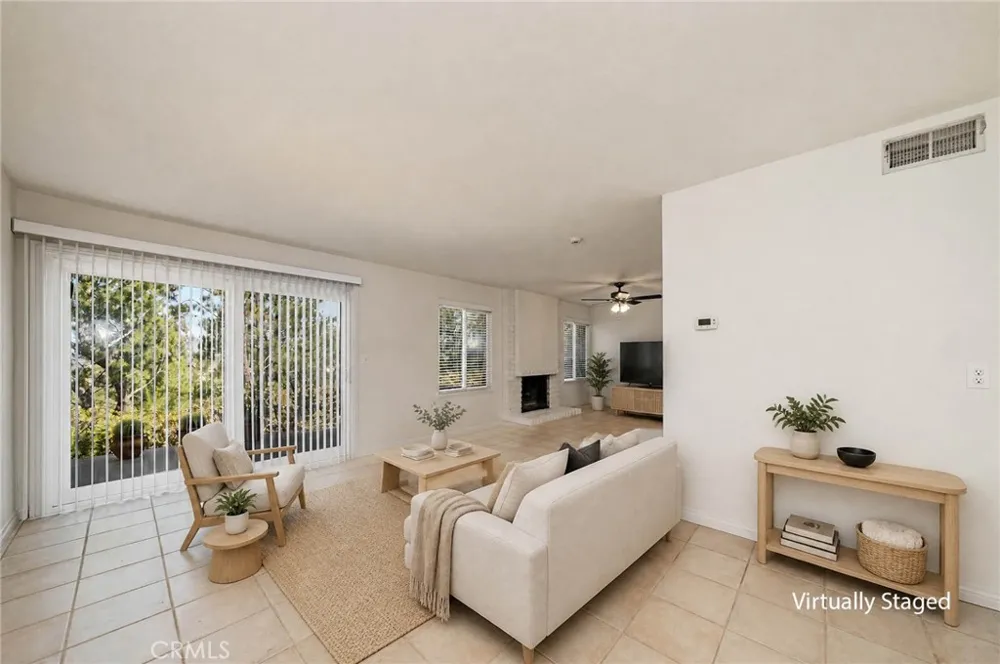 304 S Vista Del Canon Anaheim, CA 92807