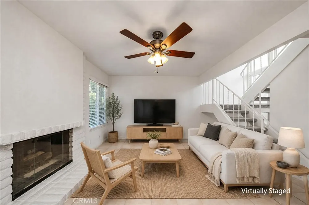 304 S Vista Del Canon Anaheim, CA 92807
