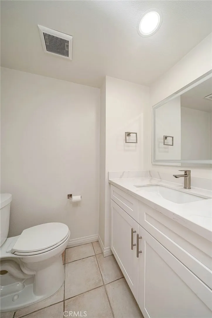 304 S Vista Del Canon Anaheim, CA 92807